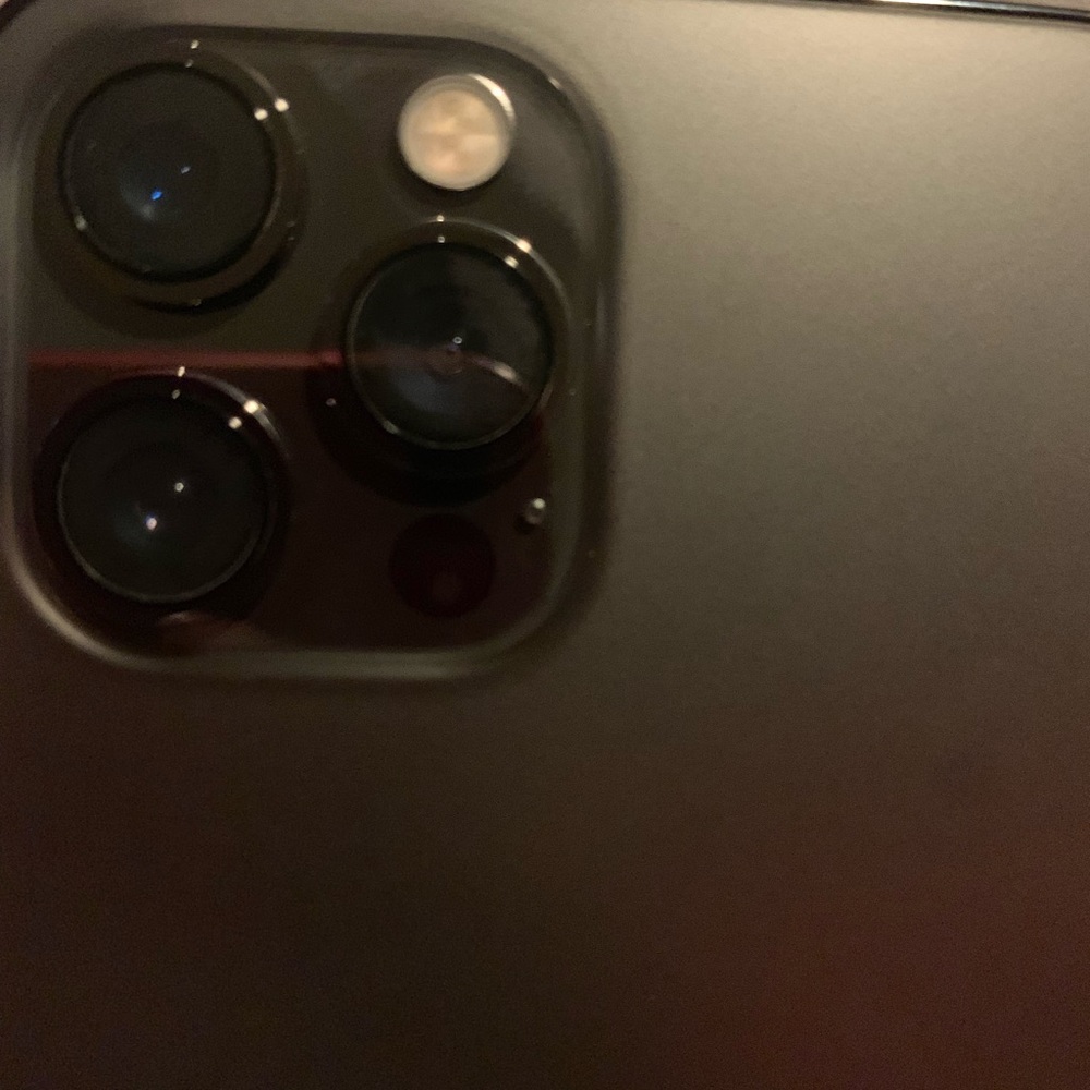 iphone 12 Pro Max - Picture 4 of 5